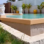 Tinadea Villa Pozzallo